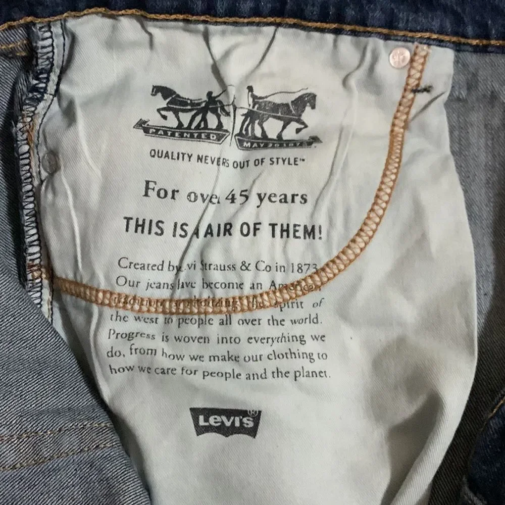 Levi's 505 blue jeans 40x29 inseam slightly altered